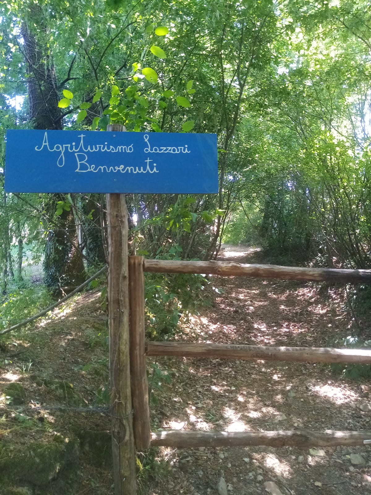 Agriturismo Lazzari - Walkplus: elenco delle strutture dove soggiornare lungo il cammino La Via degli Dei