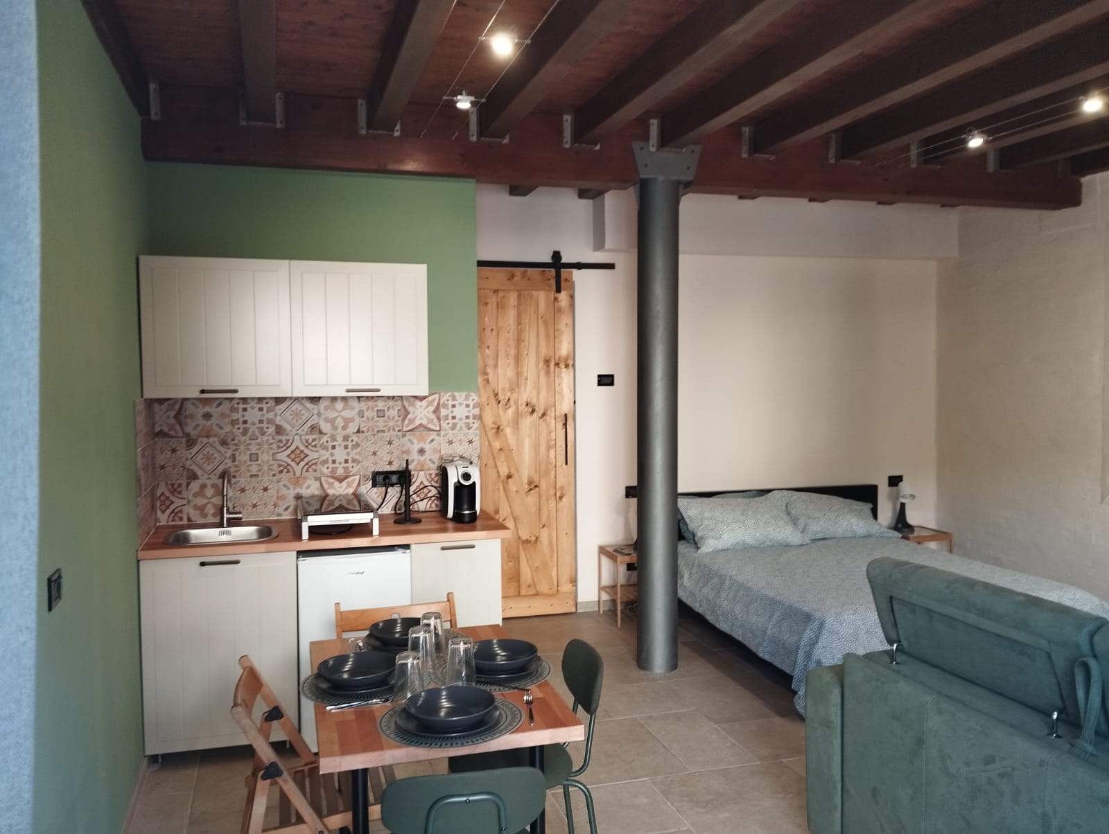 B&B Occhio di Adone - Walkplus: elenco delle strutture dove soggiornare lungo il cammino La Via degli Dei